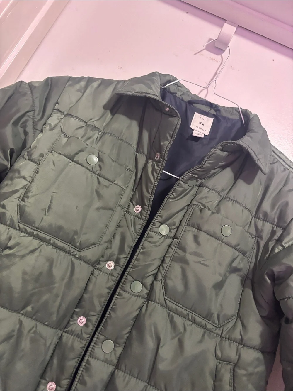 Free Assembly lightweight quilted